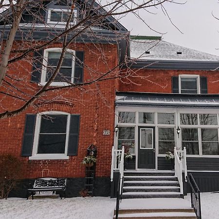 Colborne Bed And Breakfast Goderich Ngoại thất bức ảnh