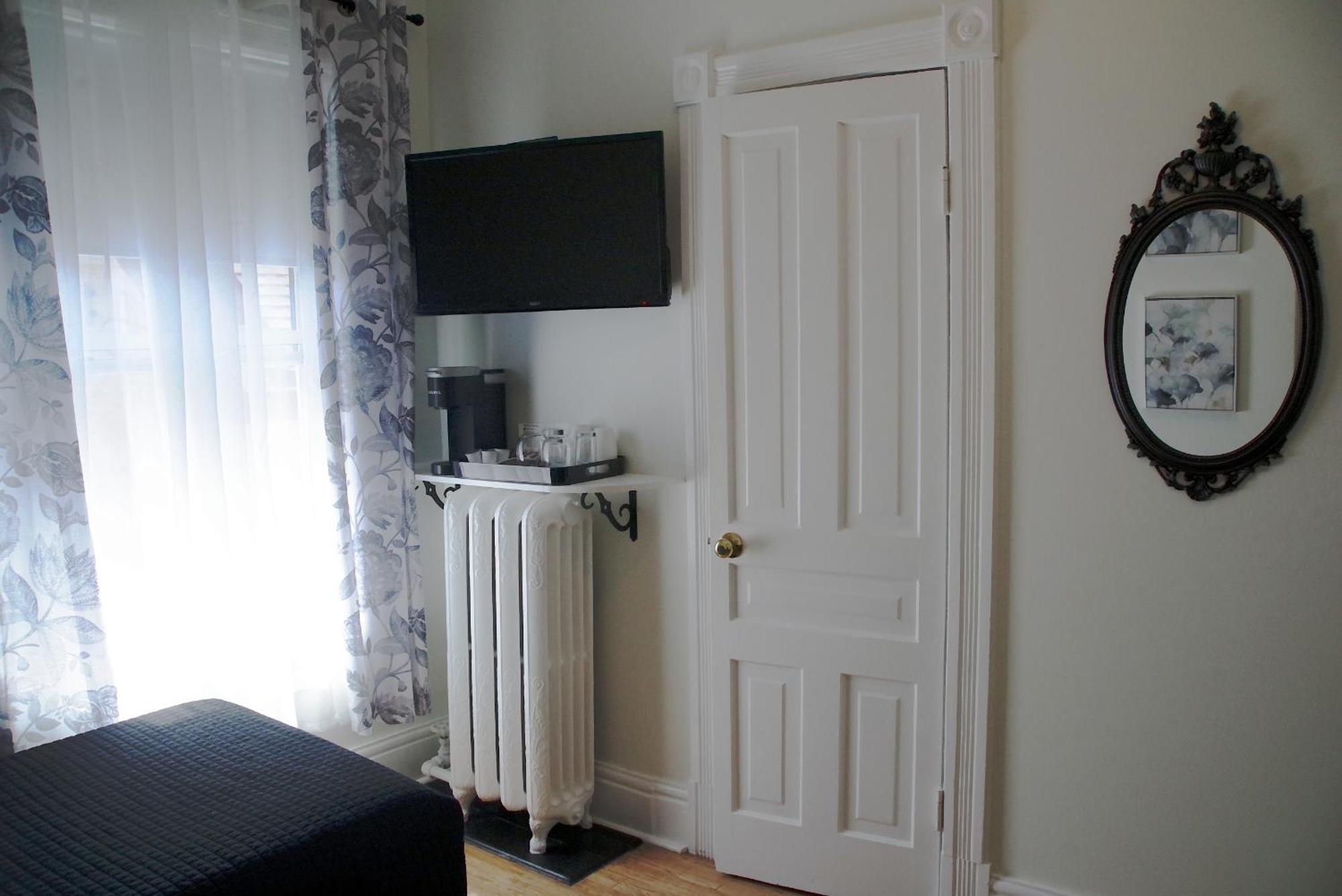 Colborne Bed And Breakfast Goderich Phòng bức ảnh
